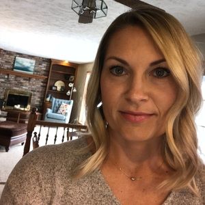 Meet your Posher, Christy